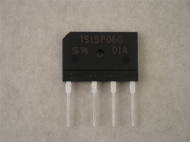 TS15P06G   Flachbr�cke 15A 560V(RMS) 7,5/10mm