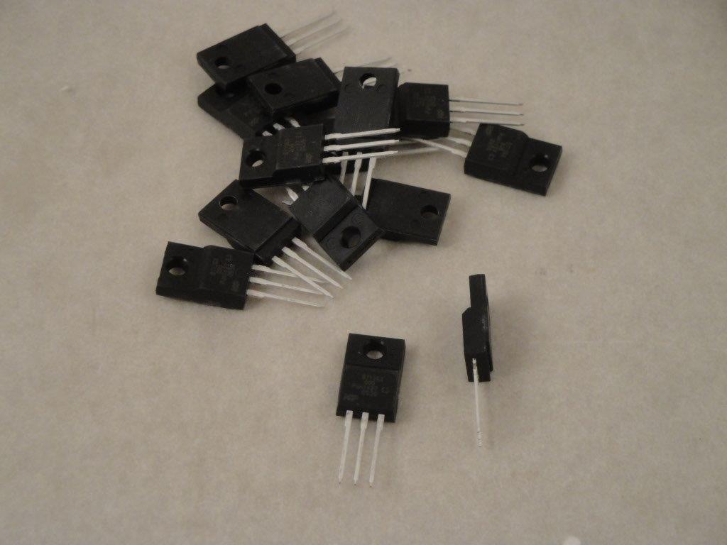 BT139X-800    Triac 16A 800V 70/60mA  17h mb isoliert
