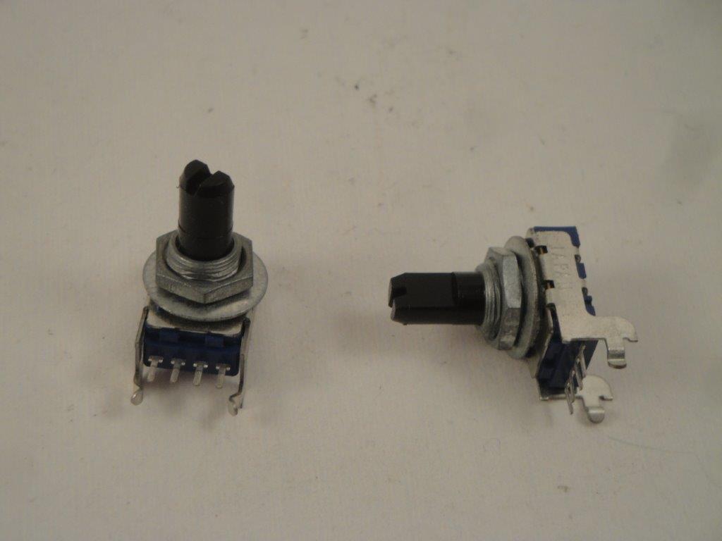 ALPS RK11K112 50KA log mono