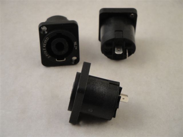 Neutrik Einbaubuchse 2-polig eckig NL2MP  Speakon