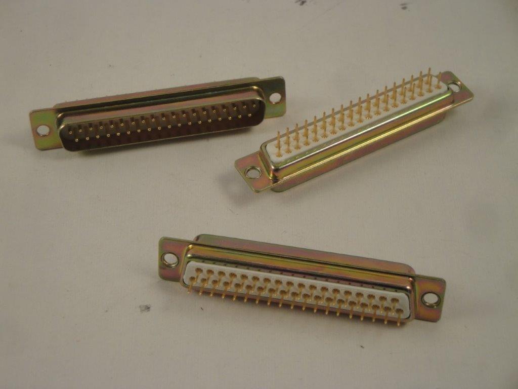DS37PP  D-Sub-Stecker 37-pol L�tstift