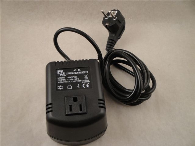 Netzspannungswandler 220/110V