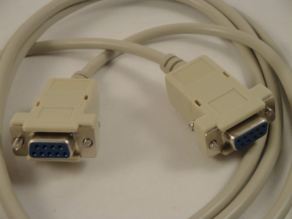 SUB-D Datenkabel 9-pol F/F gekreuzt 2m  CAB698