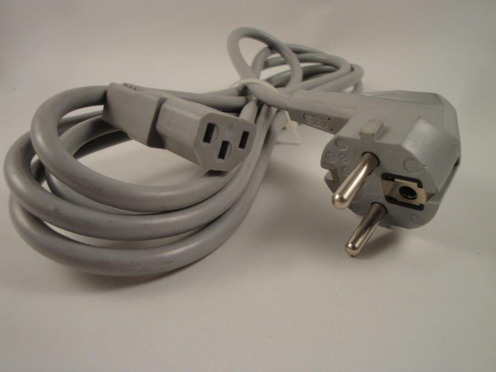 Kaltger�tezuleitung 3x0,75mm�  2m grau abgweinkelt mit Schuko