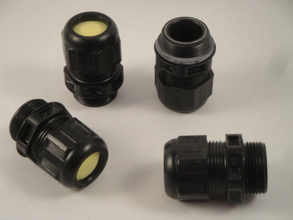 Anbauverschraubung M25x1,5 Kunststoff 17mm RU ST20 schwarz