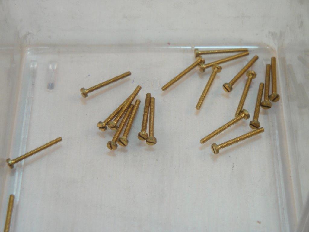 SZKMM 1x10mm  Messing-Zylinderkopf-Schraube Schlitz M 1x10mm