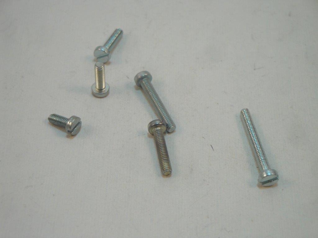 SZKM 2,5x 6mm  Zylinderkopfschraube einzel, verzinkt, Schlitz