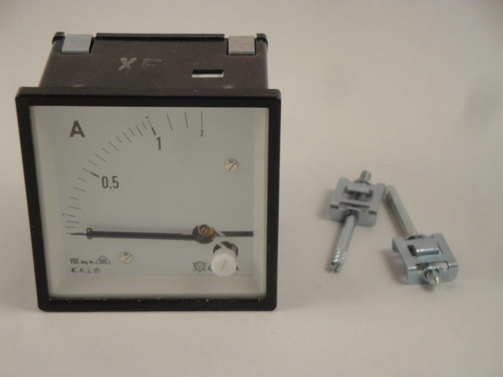 ST72 1/2A Dreheisenamperemeter Kl 1,5 CELSA EQ72 ST72 1/2A Dreheisenamperemeter Kl 1,5 CELSA EQ72