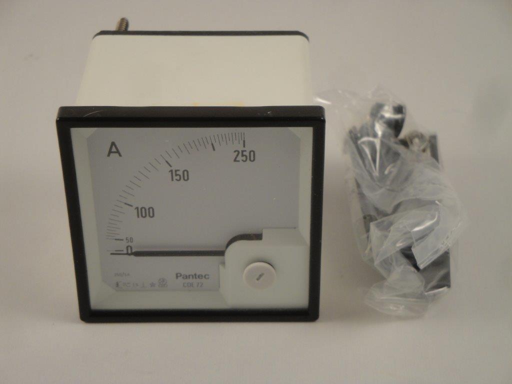 ST72  250/5A Dreheisenamperemeter Kl 1,5 Carlo Gavazzi CDE72