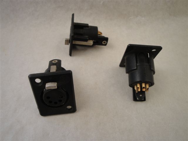 XLR Einbaubuchse 5 Pol SW, Monacor 346070