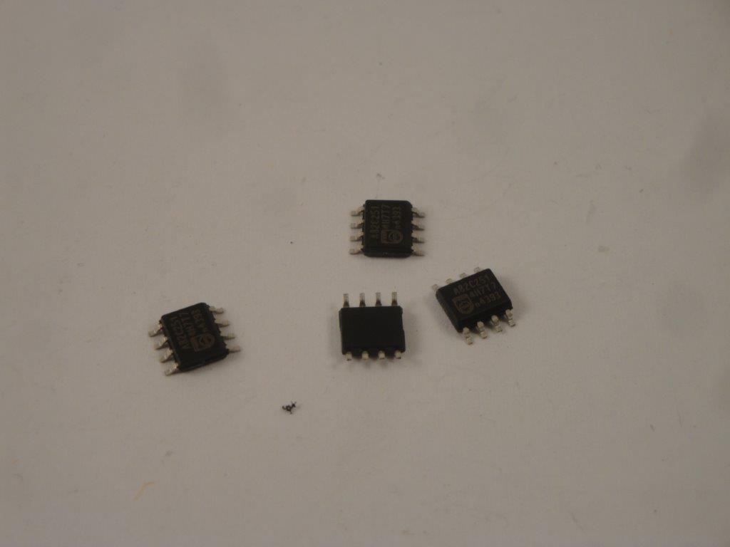 PCA82C251T SMD  Bustreiber/Empf�nger 1MBit/s SO8   PCA82C251