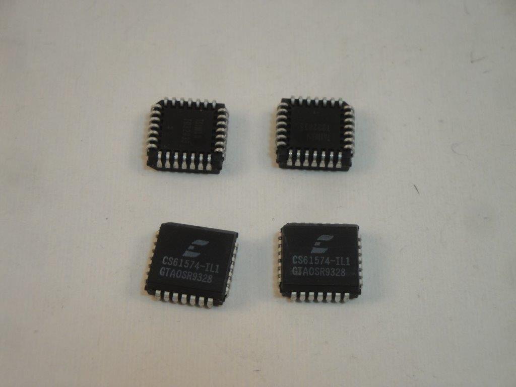 PCM61574  =  CS61574-IL1   PLCC28