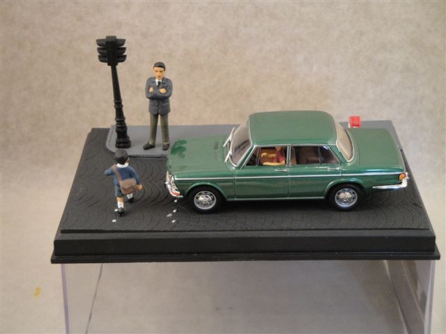 Simca 1501, gr�n (Diorama),� 1:43  Altaya