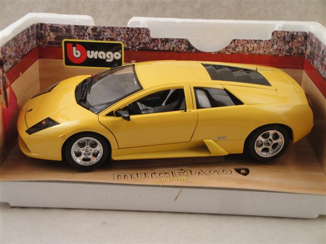 Lamborghini Murcielago, gelb  1:18  burago 3316