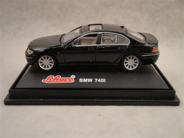 BMW 745i, schwarz 1:87 Schuco