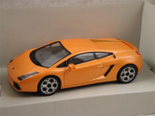 Lamborghini Gallardo, orange  1:43  Schuco 272198