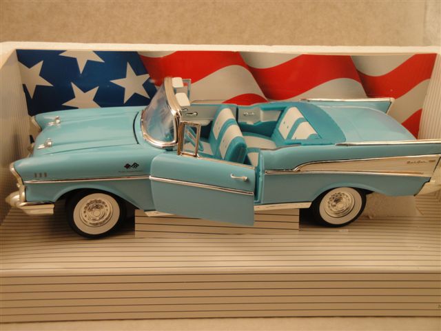 Chevy Bel Air '57  1:18,  Ertl 7471 / 7480