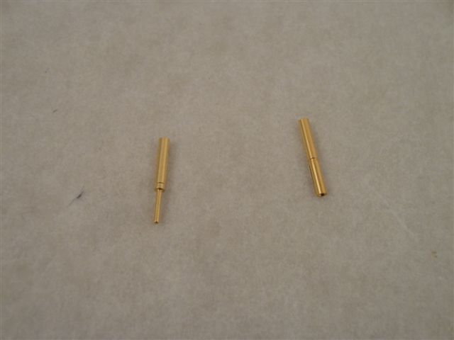 Goldkontaktstecker + Buchse 0,8mm  (1Paar)