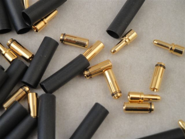 Goldkontaktstecker + Buchse 2,5mm  (1Paar) inkl. Schrumpfschlauc
