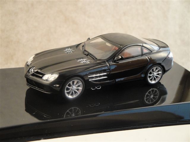Mercedes SLR Coup� '06, schwarz  1:43  AUTOart 66961977