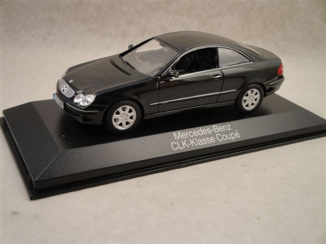 Mercedes Benz CLK-Klasse Coupe, schwarz  1:43  Minichamps