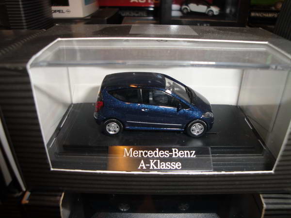 Mercedes Benz A-Klasse, blau met.  1:87  Wiking B66961362