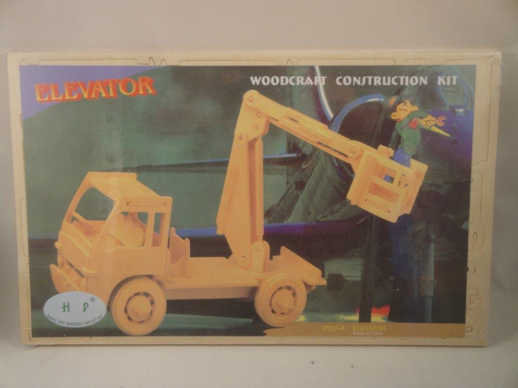 Holzbausatz LKW mit Kran, HongPin P025-4