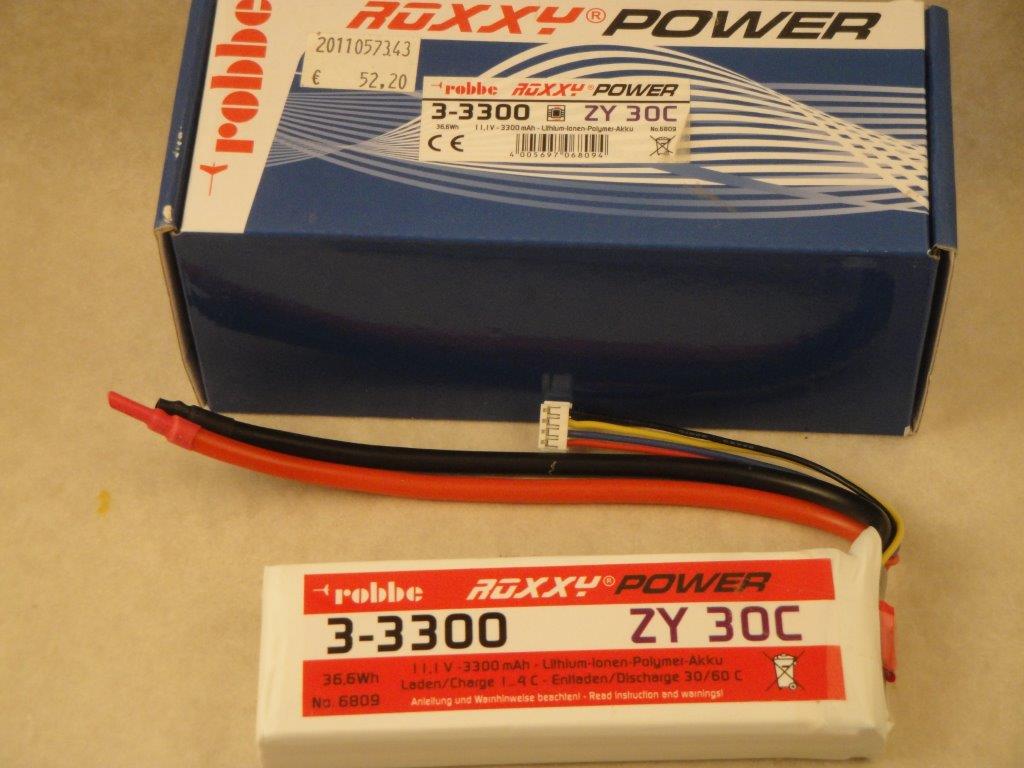Li-Po 3S 3300mA 11.1V 30C 133x42x21mm, Robbe 6809 Li-Po 3S 3300mA 11.1V 30C 133x42x21mm, Robbe 6809
