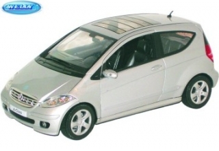 Mercedes Benz A 200, rot,   1:18 Welly 12559W