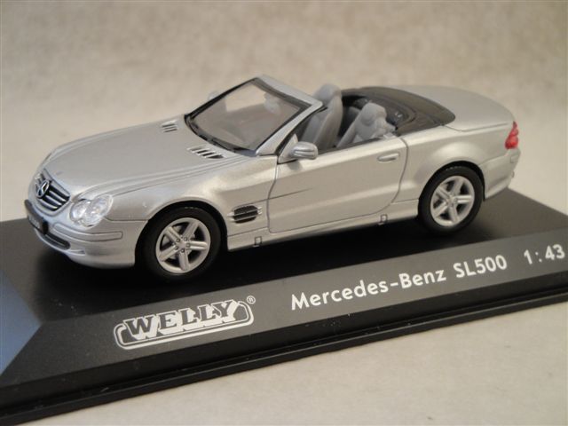 Mercedes Benz SL500, silber   1:43 Welly 43005SW