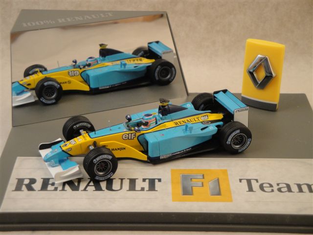 Renault F1 Team  1:43  Universal Hobbies