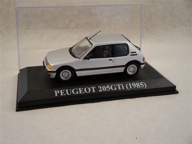 Peugeot 205 GTi silber, 1:43