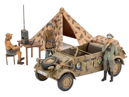 German Staff Car Type 82 "K�belwagen"  1:35 Revell 03253